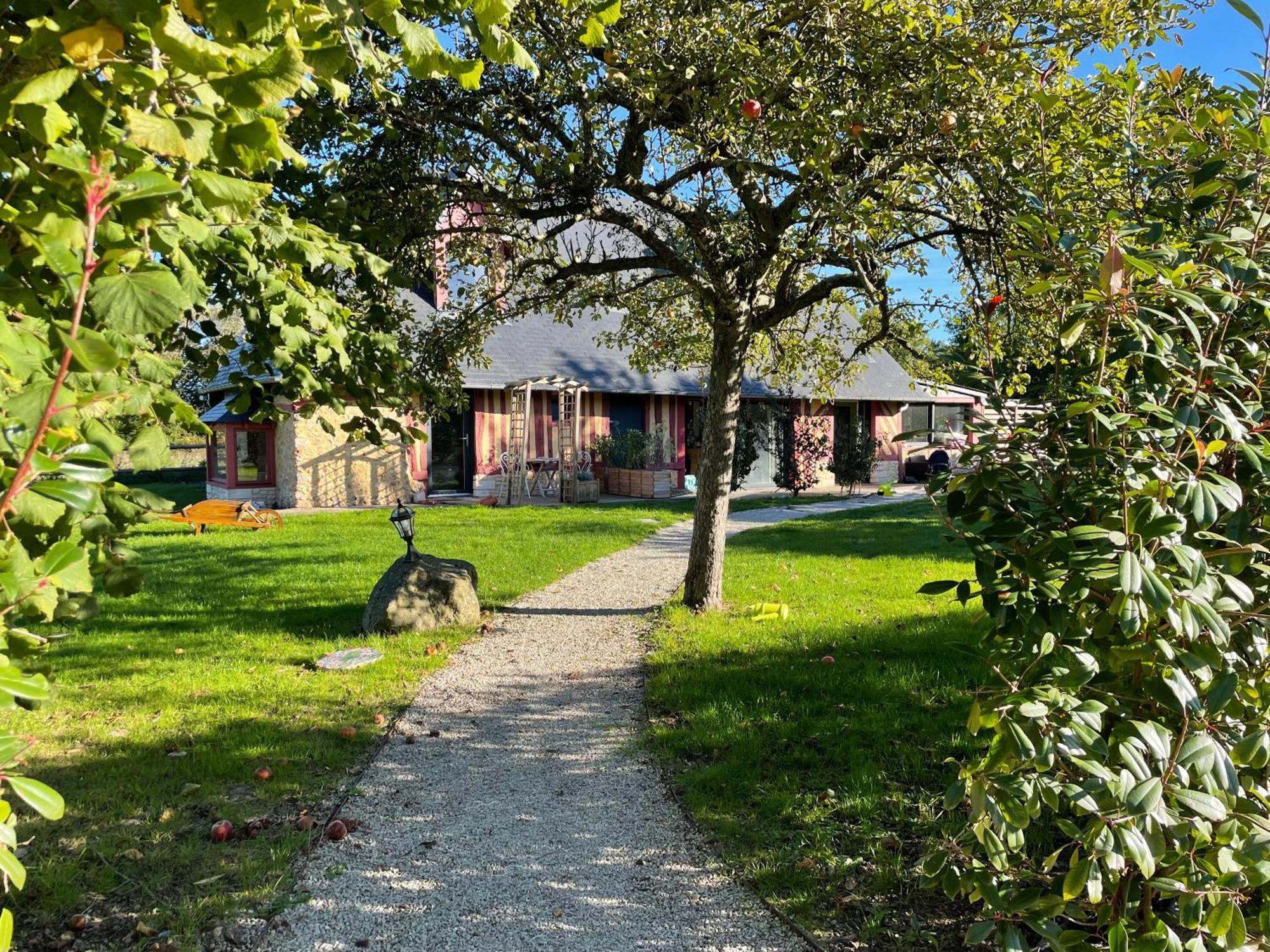 Aux Murmures De La Nature B&B Honfleur Eksteriør bilde